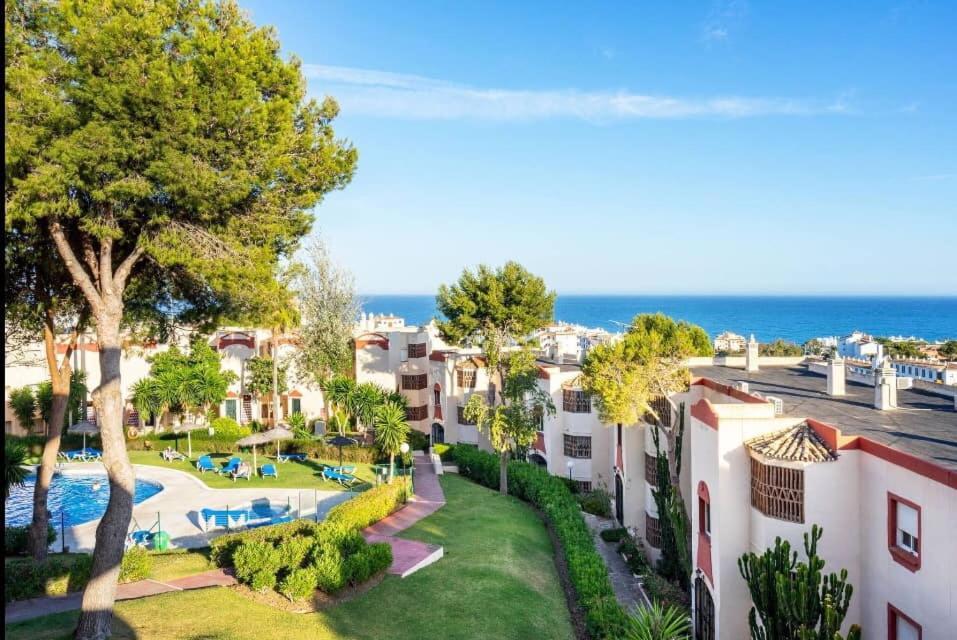 Fully Air Conditioned Riviera Apartment Mijas Costa Малага Экстерьер фото